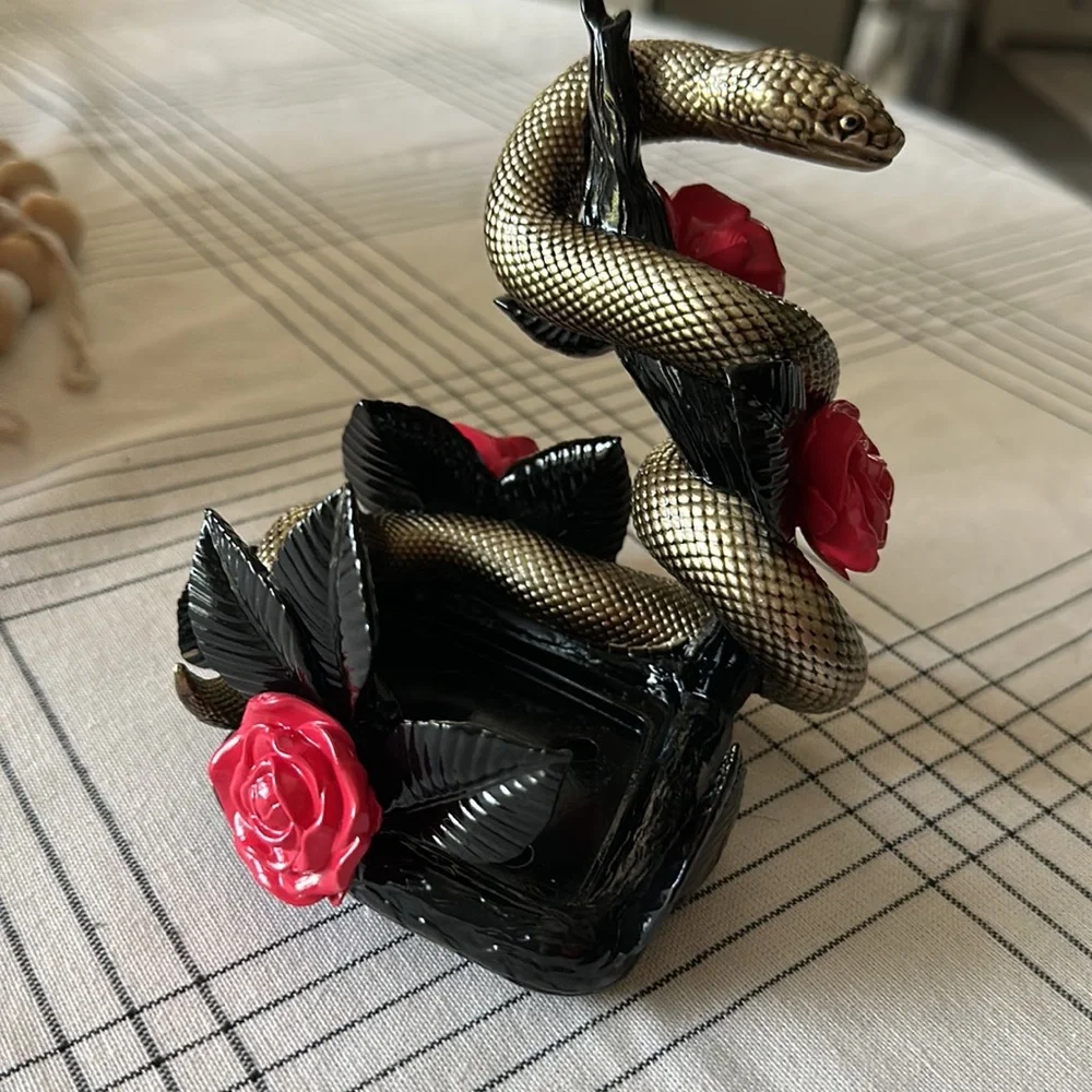 Bath & Body Works snake & roses hand soap holder